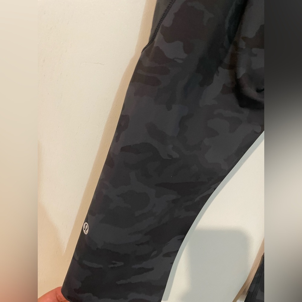 LULULEMON Fast Free High Rise Crop 19" - Picture 4 of 5